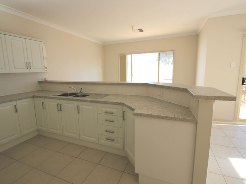 1 Santo Terrace, Wallaroo SA 5556