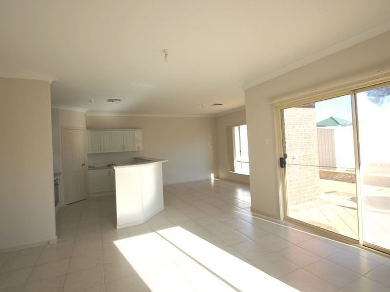 1 Santo Terrace, Wallaroo SA 5556