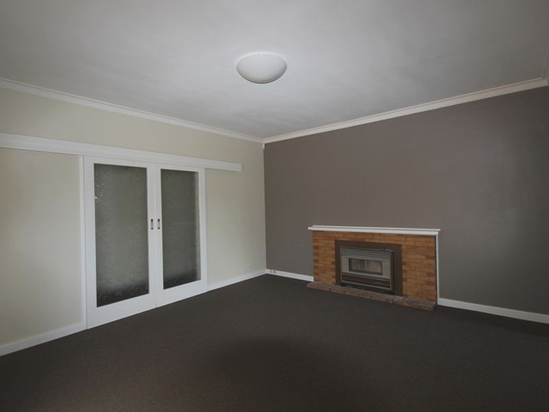32 Bay Road, Moonta Bay SA 5558