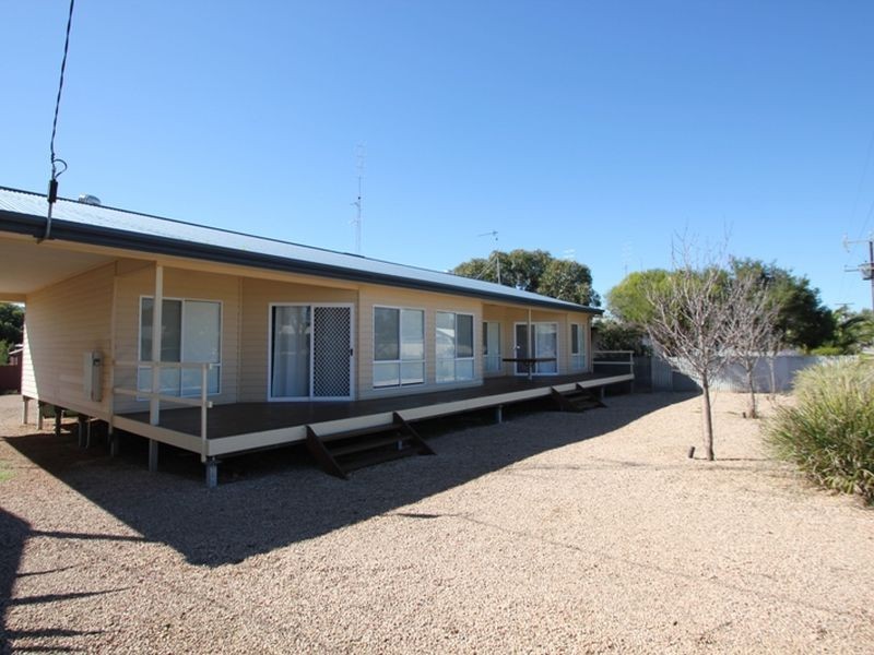 29 Monmouth Street, Moonta Bay SA 5558