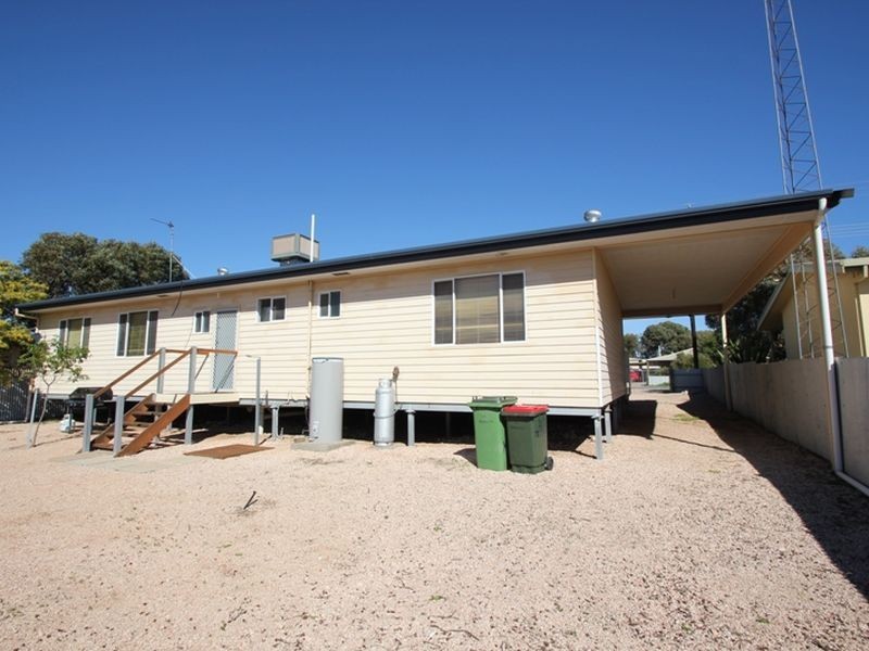 29 Monmouth Street, Moonta Bay SA 5558