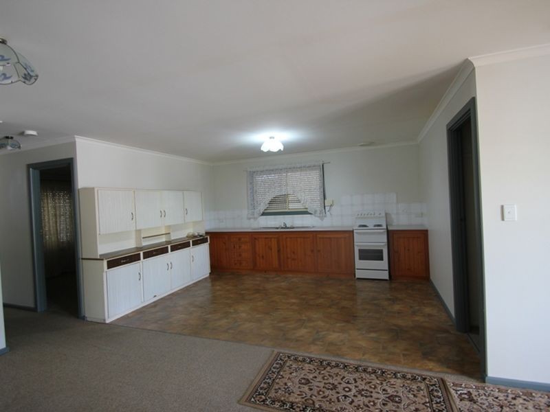 25 Elizabeth Street, Wallaroo SA 5556