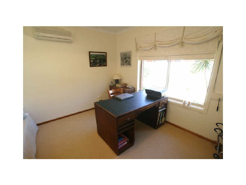 8 Randolph Street, Port Hughes SA 5558