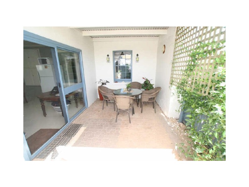 20 Caroline Street, Moonta SA 5558