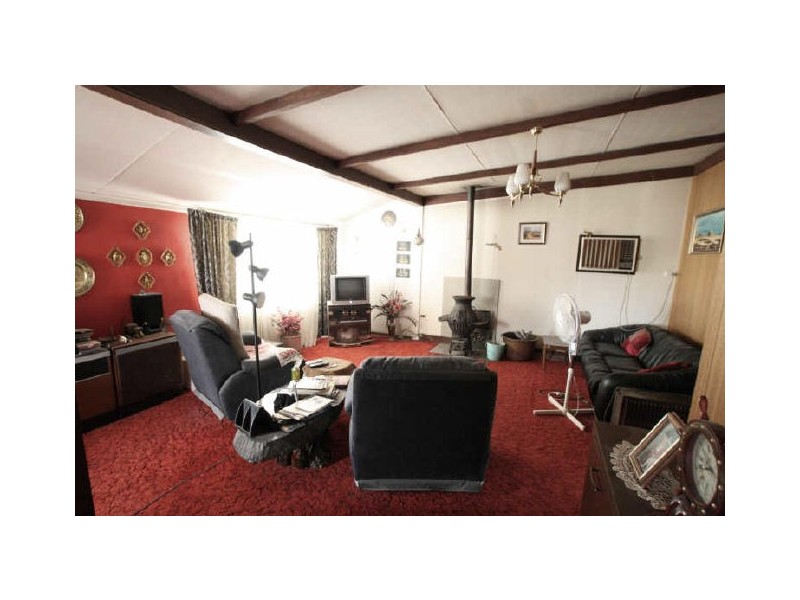 15 Trelawney Street, Moonta Bay SA 5558