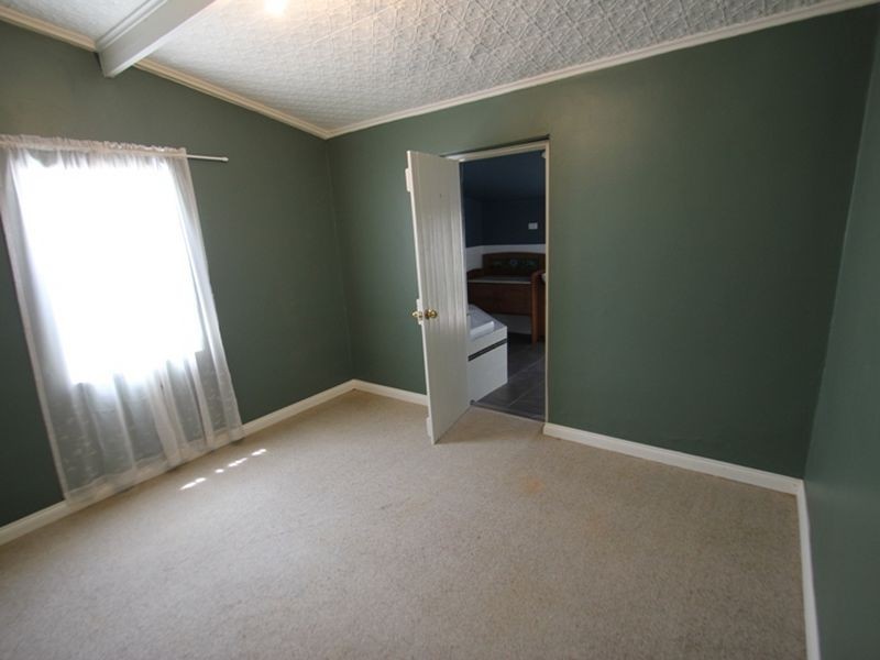 50 Caroline Street, Moonta Bay SA 5558