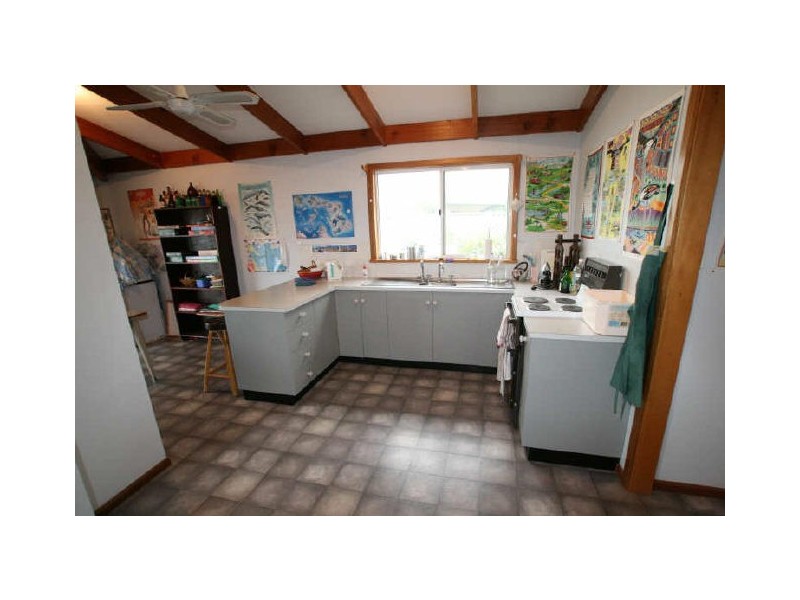 Lot 424 Harrys Point Road, Port Hughes SA 5558