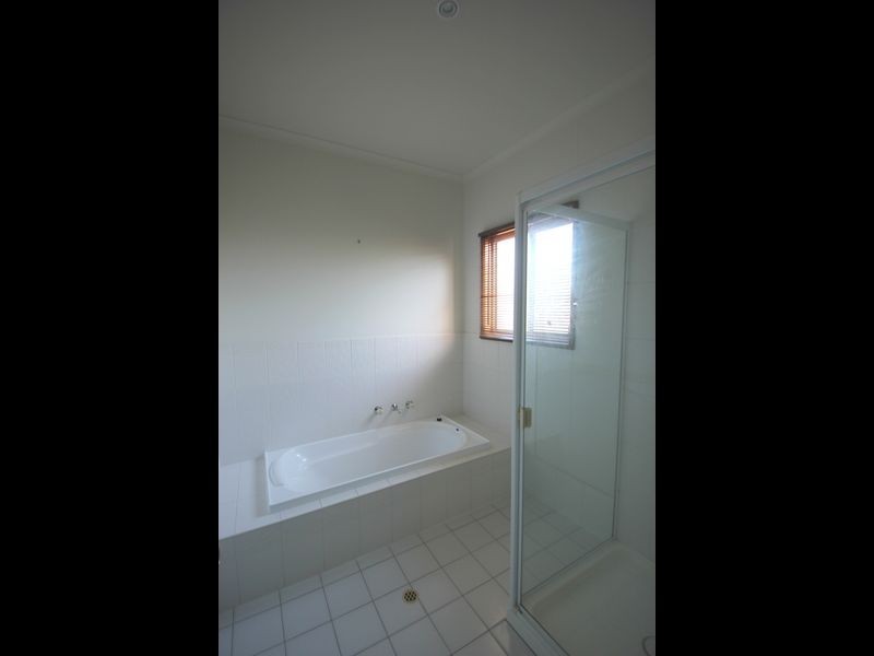 5 Stephen Crescent, Tickera SA 5555