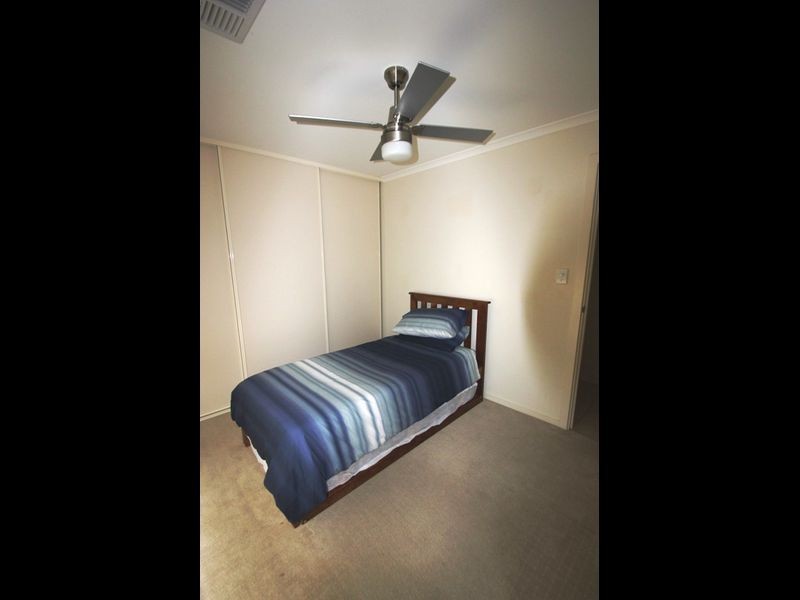1 Hazel Street, Moonta Bay SA 5558