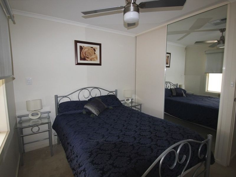 1 Hazel Street, Moonta Bay SA 5558