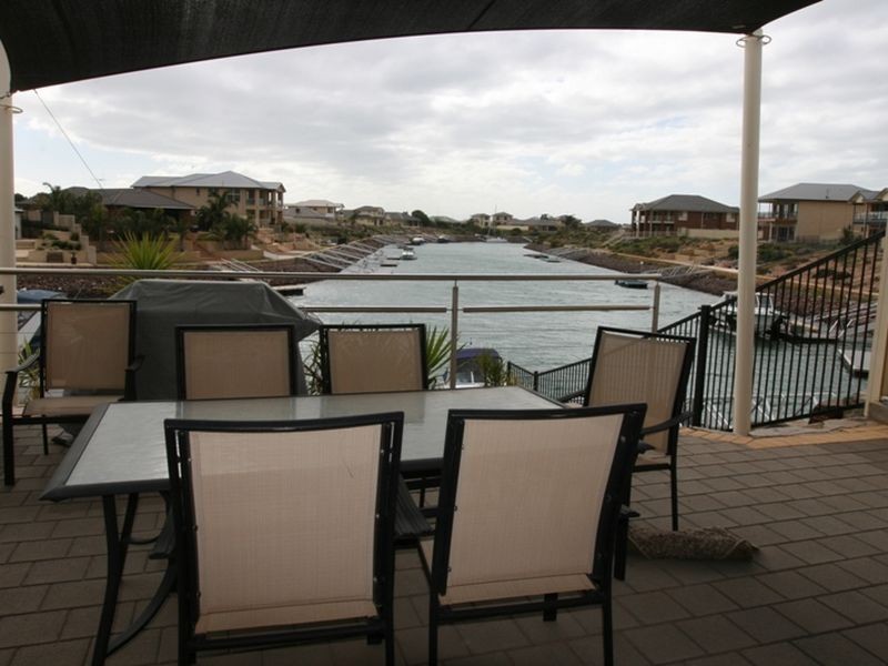 103B Stately Way, Wallaroo SA 5556