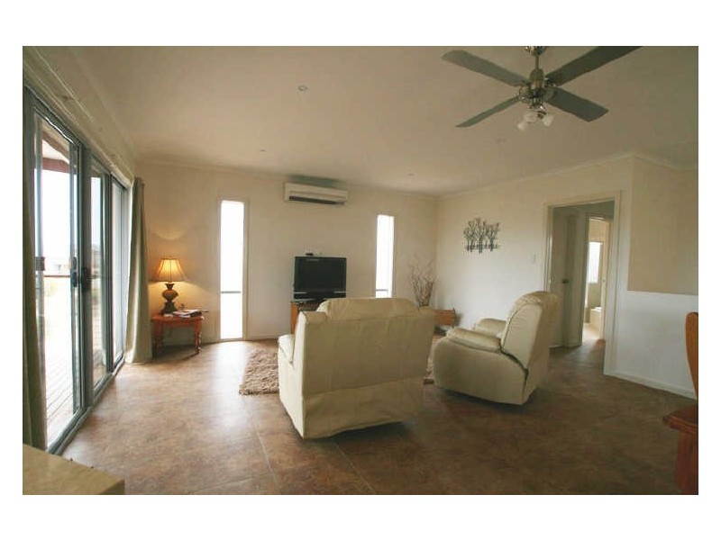 Unit 4, 3 Oates Street, Port Hughes SA 5558