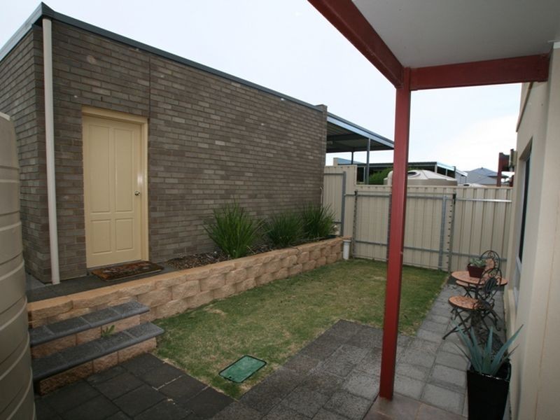 Unit 4, 3 Oates Street, Port Hughes SA 5558