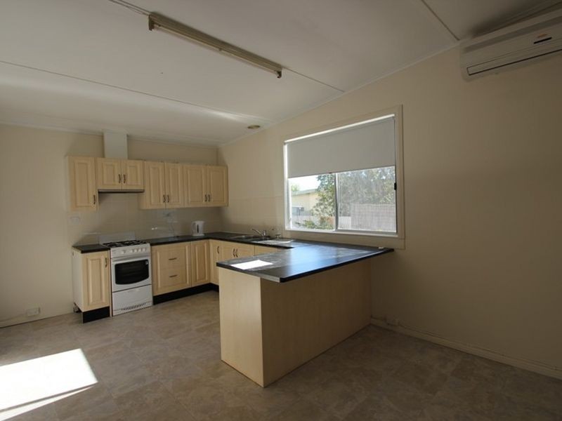 10 Cornish Terrace, Wallaroo SA 5556