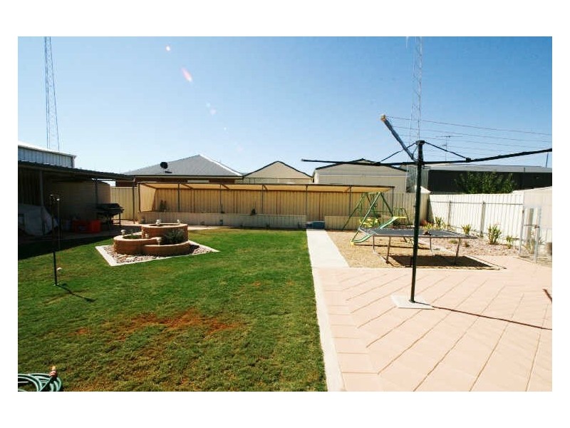 39 Rossiters Road, Moonta Bay SA 5558