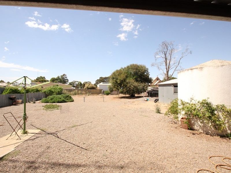 22 Third Street, Bute SA 5560