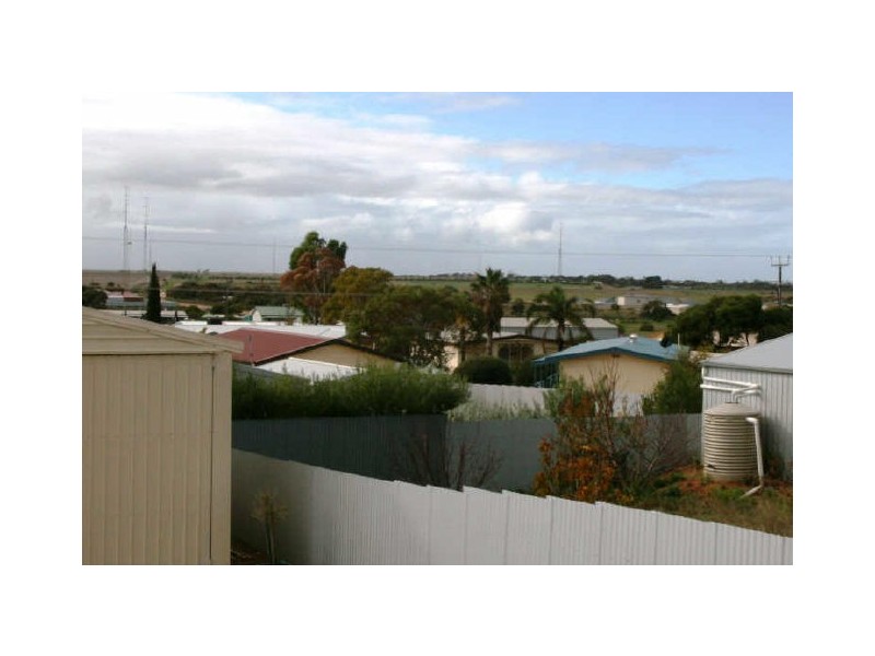 17 Calstock Street, Moonta Bay SA 5558