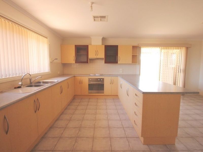 39 Champion Street, Kadina SA 5554