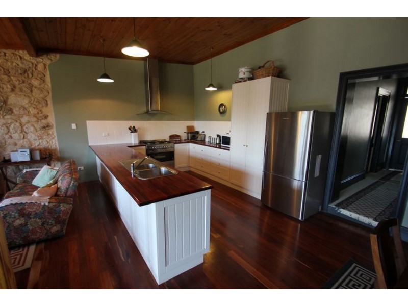 5 Milne Terrace, Moonta SA 5558