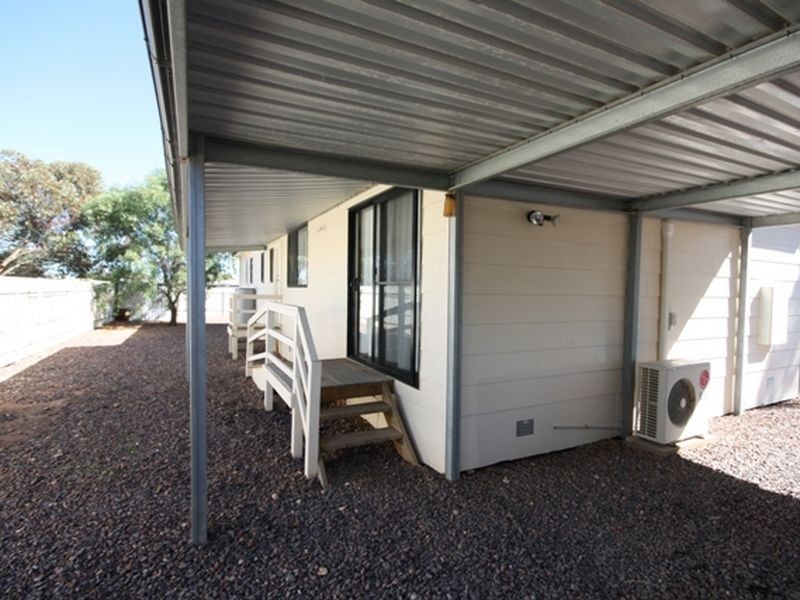 12 Cornish Terrace, Wallaroo SA 5556