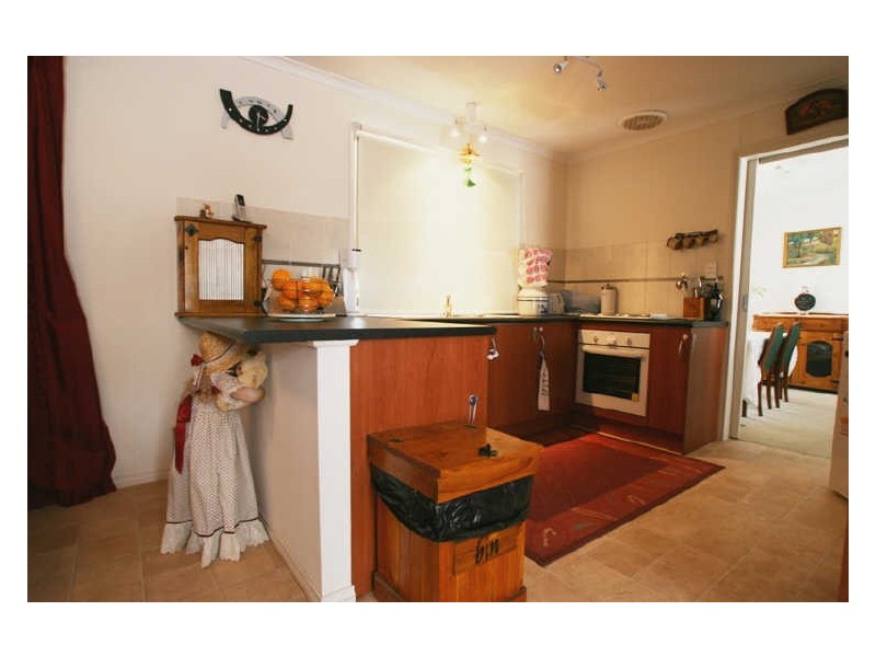 70 Tiddy Avenue, Maitland SA 5573