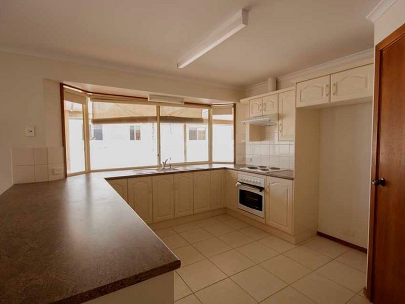 12 Diagonal Road, Wallaroo SA 5556