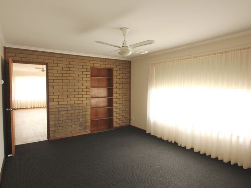 100 Bay Road, Moonta Bay SA 5558