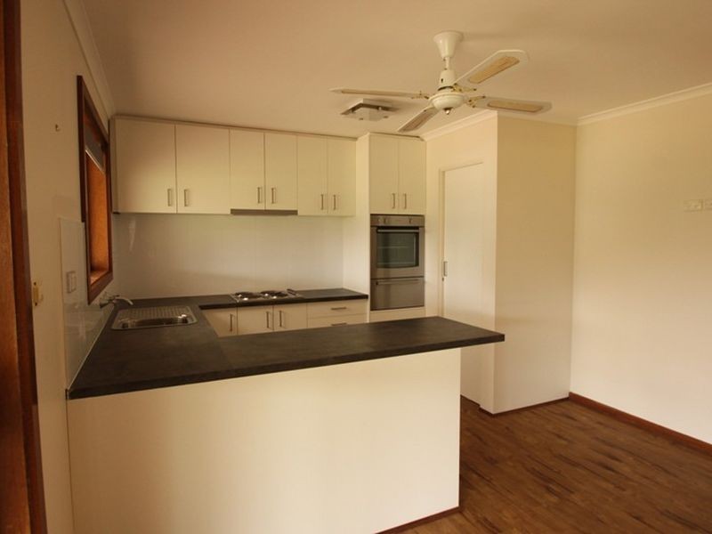 100 Bay Road, Moonta Bay SA 5558