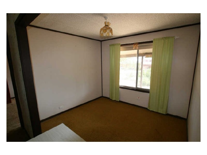 17 Rossiters Road, Moonta Bay SA 5558