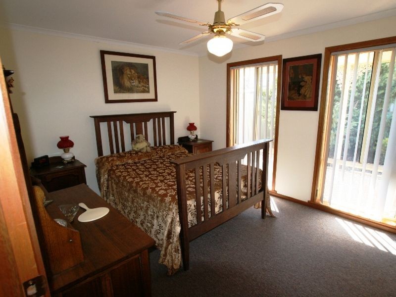 2 Cowling Court, Port Hughes SA 5558