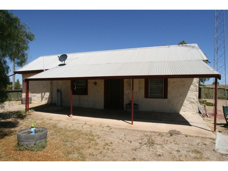 803 Maitland Road, Moonta Mines SA 5558