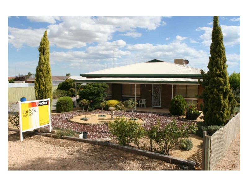 6 Lyndon Avenue, Moonta Bay SA 5558