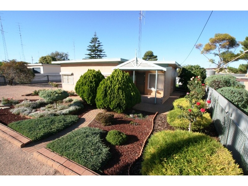 12 Herbert Street, Moonta Bay SA 5558