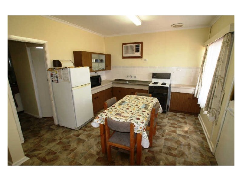 12 Herbert Street, Moonta Bay SA 5558