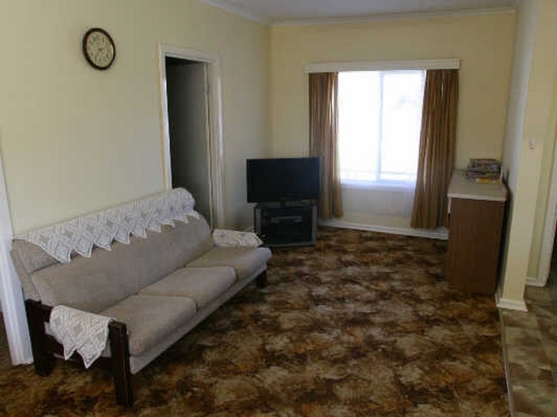 12 Herbert Street, Moonta Bay SA 5558