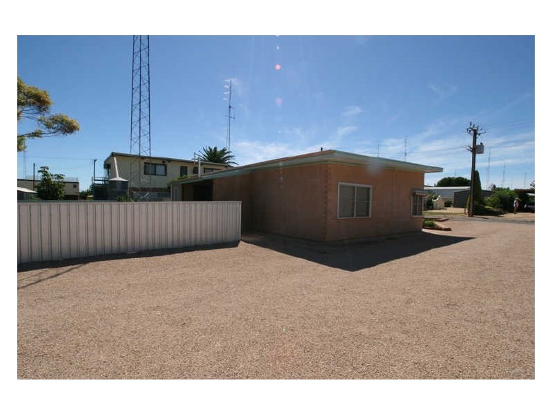 12 Herbert Street, Moonta Bay SA 5558