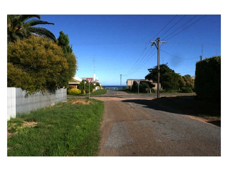 12 Herbert Street, Moonta Bay SA 5558
