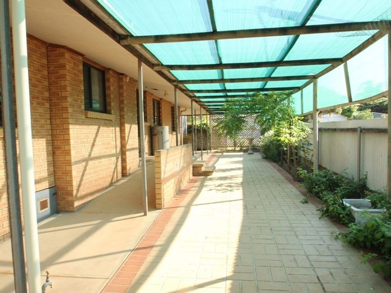 24 Rossiters Road, Moonta Bay SA 5558