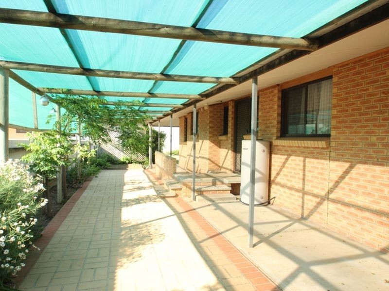 24 Rossiters Road, Moonta Bay SA 5558