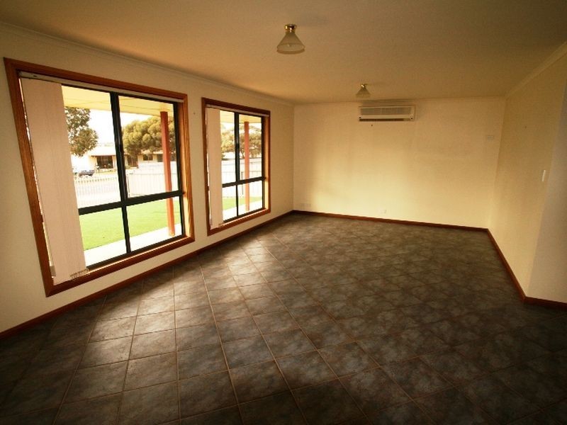 36 Narangga Terrace, Moonta Bay SA 5558