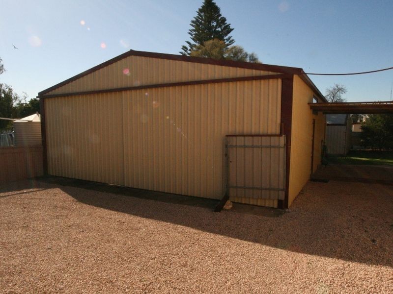 33 Milne Terrace, Moonta SA 5558