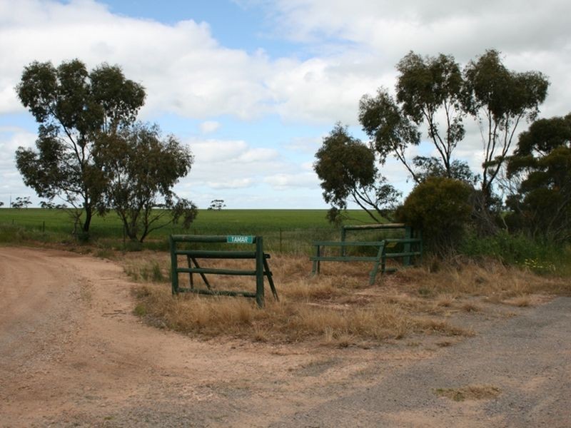 Section 30 Hundred of Tiparra, Moonta SA 5558