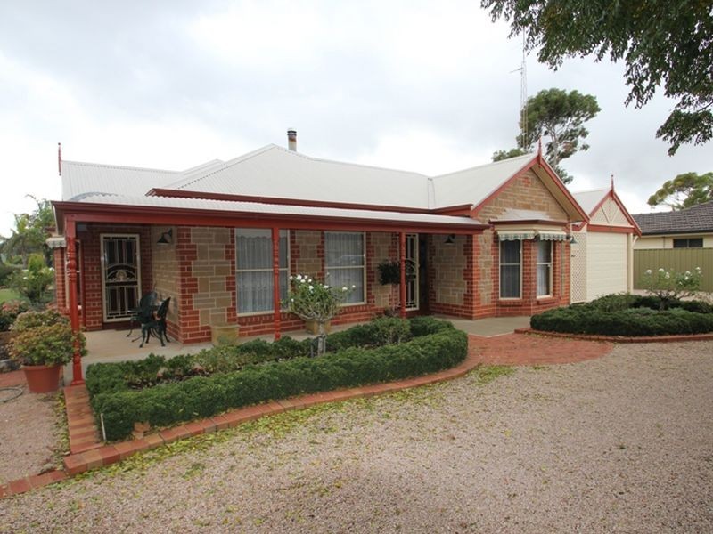 108 Bay Road, Moonta Bay SA 5558