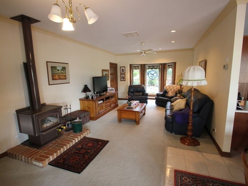 108 Bay Road, Moonta Bay SA 5558