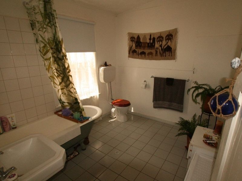 106 George Street, Moonta SA 5558