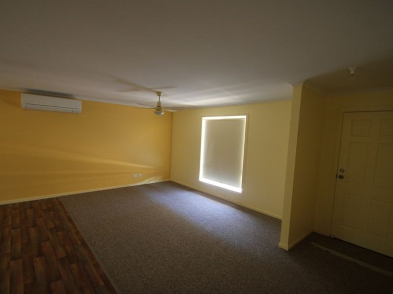 33 Victoria Street, Moonta Bay SA 5558