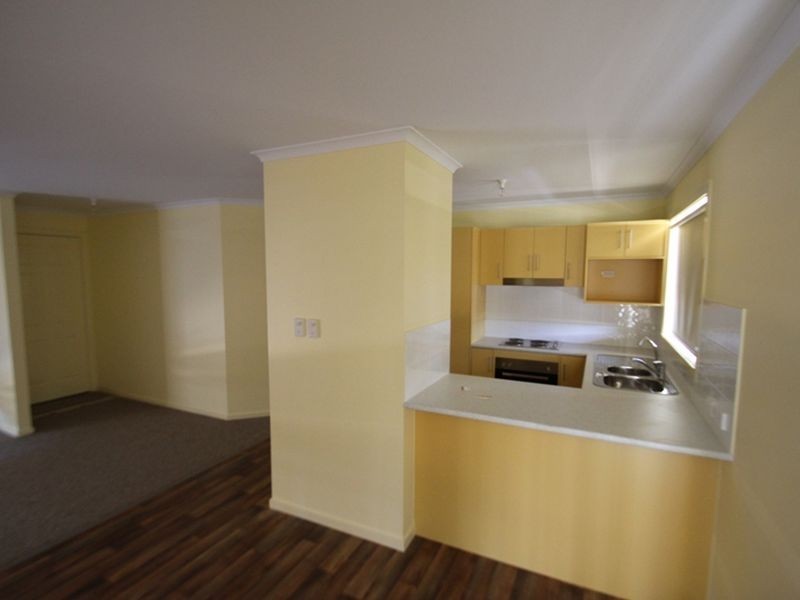 33 Victoria Street, Moonta Bay SA 5558