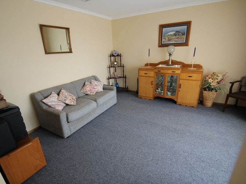 66 Cambridge Street, Moonta Bay SA 5558