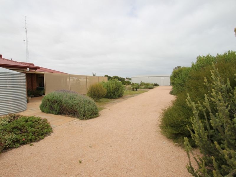 66 Cambridge Street, Moonta Bay SA 5558