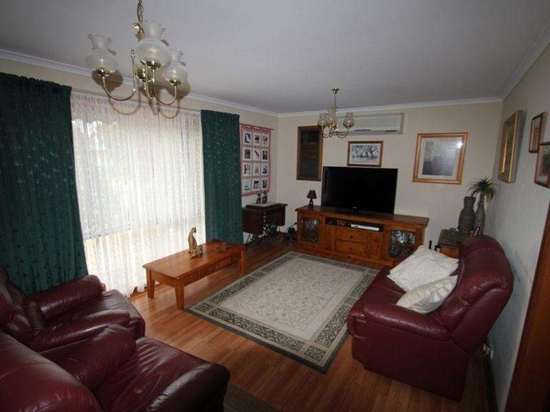 30 Monmouth Street, Moonta Bay SA 5558